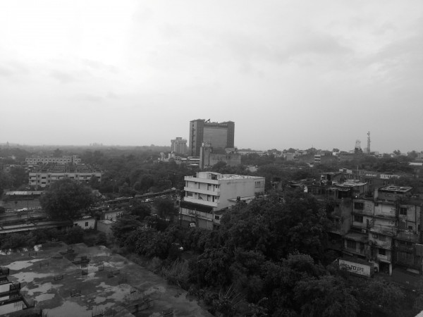 Unzoomed shot of Videocon Tower_Samsung Galaxy S3
