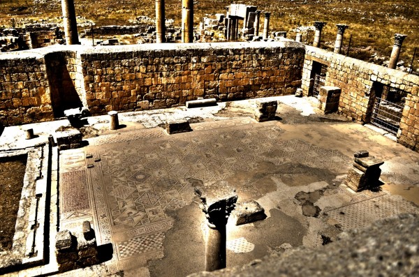 Jordan - The Christian population - Church in the Roman ruins at Jarash 