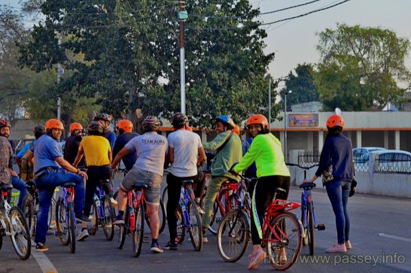 Orchha_the Times Passion Trail cyclists