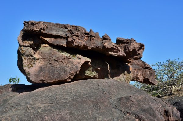 Bhimbetaka rock shelters_interesting rock formations
