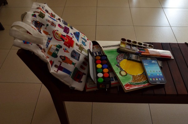 The Creative Artist's bag... and the Galaxy Mega fits in well!