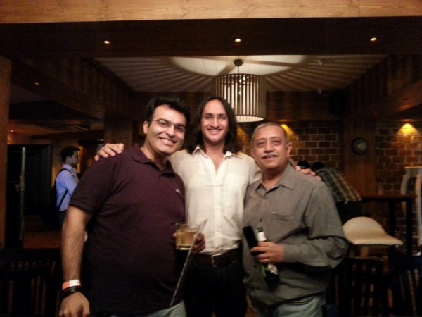 With Rohit Khurana (a blogger friend), and the legendary stand-up comedian PapaCJ