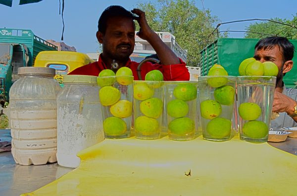 Vendors on the streets of Delhi - Mobile cold water and lemon-soda