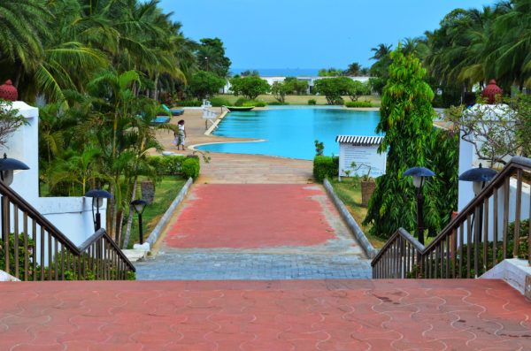 Chariot Beach Resort is next to the beach that has an exclusivity that is enviable