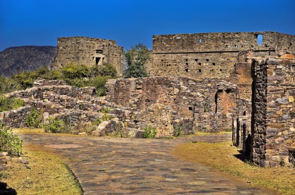 Bhangarh - haveli for dancing girls