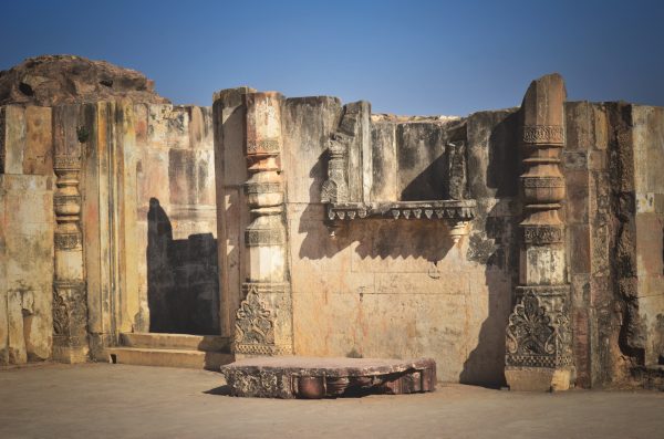 Bhangarh - pillars and carvings