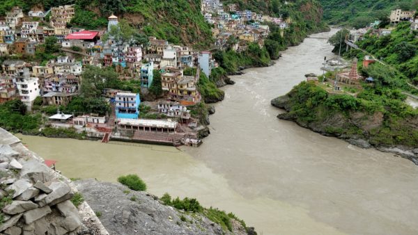 The Alakhnanda flows in from the top right and that is where Govindghat is The other river is Bhagirathi and they meet