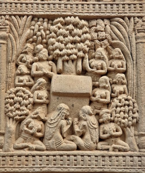 Sanchi_Bimbisara visiting the Buddha at the Bamboo garden in Rajagriha. Note the empty throne